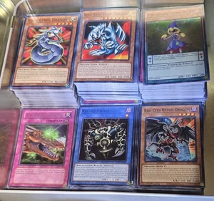 Yugioh TCG Card Bulk Lot 1000+ Cards Total NM - Bild 1 von 4