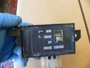 79 Cadillac Eldorado Cruise Control Switch Assembly  - Imagen 1 de 1