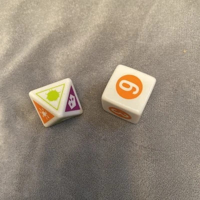 2006 Nick Scene It! DVD Game Replacement Pieces - Dice - Image 1 of 2