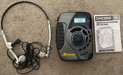 Reproductor de casete de radio estéreo AM/FM Koss Xtreme PP337 con auriculares ¡Funciona! Foto 1 de 4