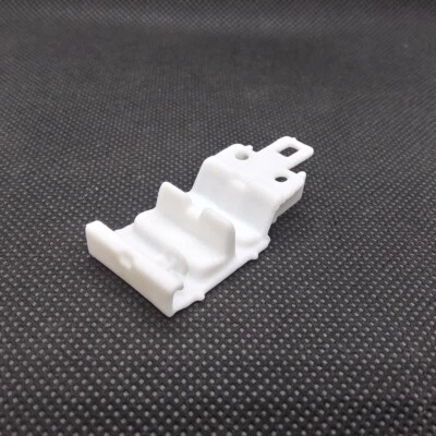 Interior reproducción Eldorado personalizado blanco Hot Wheels Redline 1968 EE. UU. Foto 1 de 2