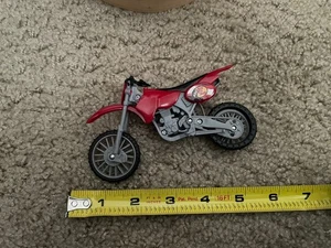 Brass Pro Shops Grand Opening Dirt Bike Giveaway - Bild 1 von 4