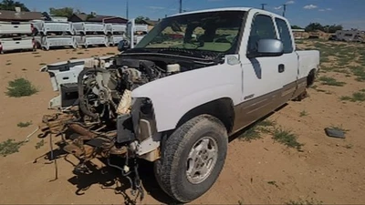 Used Engine Control Module (ECM) fits: 1999 Chevrolet Silverado 1500 pickup Elec - Image 1 of 4