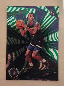 Tarjeta de novato Rob Dillingham - 2024-25 Panini Revolution Green Cosmo SN 66/75 - Imagen 1 de 2