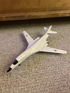 Ertl Diecast 1169 B1 Bomber Aircraft USAF White Bomber Plane Aircraft Display - Picture 1 of 3
