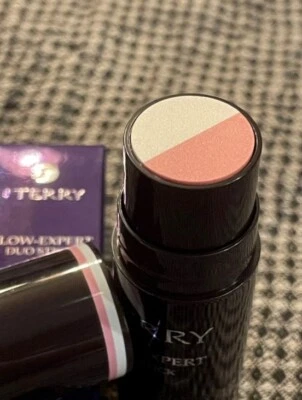 Скульптурный хайлайтер Melba от Terry Glow Expert Duo Stick Illuminator - Изображение 1 из 4