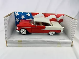 pressofuso 1/18 Ertl 1955 Chevrolet Bel Air rosso/bianco MODELLO AUTO PRESSOFUSO - Foto 1 di 15