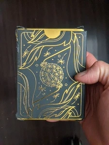 Botanica - A Tarot Deck About The Language Of Flowers  - Picture 1 of 3