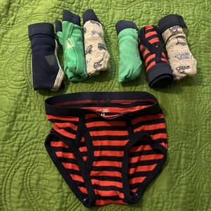 Carter's Boys 7-Pack Boys Briefs/Underwear Size 4/5 NEW - Picture 1 of 5