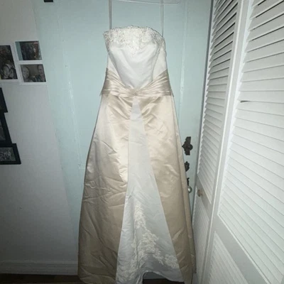 Michael Angelo Wedding Dress Size 8 Excellent Condition - Image 1 of 4