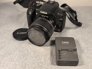 Cámara Canon EOS Rebel XT 8,0 MP con lente EFS 18-55 mm con cargador para piezas/reparación - Imagen 1 de 13