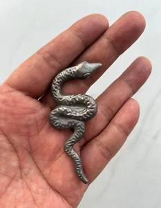 Tirador de perilla de gabinete de cajón de puerta con forma de serpiente de hierro fundido vintage 6 piezas - Imagen 1 de 9