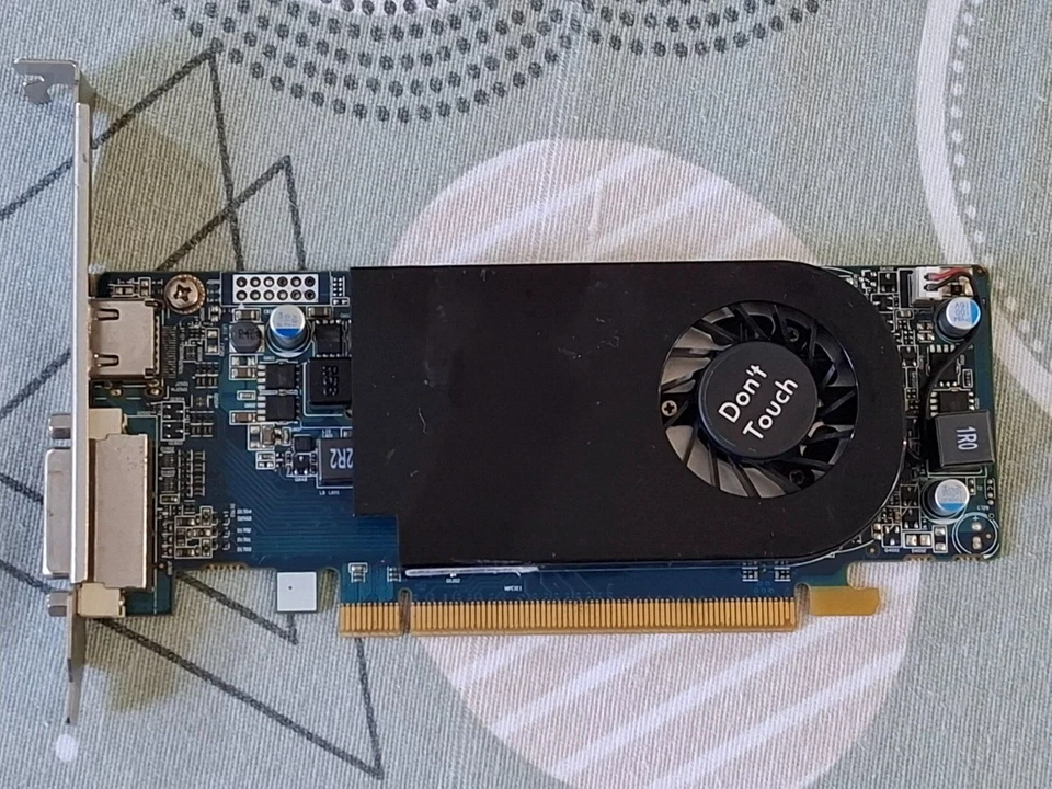 Sapphire Radeon R7 240 2GB DDR3 128bit(DVI-I,HDMI) PCI-E 3.0 Video Graphics Card - Image 1 of 4