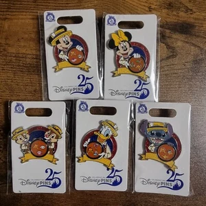 Disney Pin Trading 25th Anniversary Character Board Glitter - Picture 1 of 16