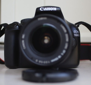 macchina fotografica Fotocamera Canon EOS 1100d reflex digitale obiettivo 18-55