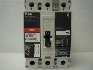 CUTLER HAMMER EATON HMCP003A0C CIRCUIT BREAKER 3A 600VAC 3-POLE HMCP - Picture 1 of 4