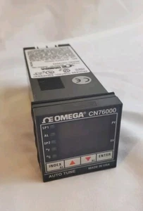 Omega CN76000 Auto Tune Temperature Process Control Controller CN76022 - Picture 1 of 7