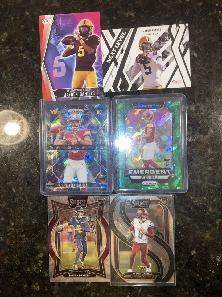 Lote 2024 Jayden Daniels Rookie Card Insert/Parallel Refractor ROY Commanders RC - Imagem 1 de 4