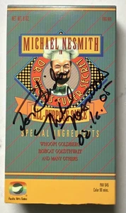 AUTOGRAPHED Michael NESMITH-Dr. Duck's Super Secret All-Purpose Sauce. VHS. 1986 - Imagen 1 de 3