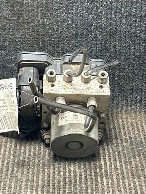 Fits 2012 Chrysler Town & Country ABS Pump and Module Assembly OEM#:5154911AD - Imagem 1 de 4