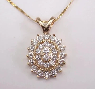 Colgante enchapado en oro amarillo de 14 k con diamantes creados en laboratorio de 0,50 quilates para mujer Foto 1 de 4