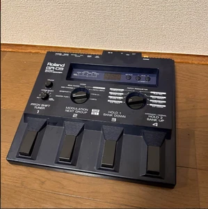 Roland GR-09 Guitar Synthesizer effect pedal  free shipping - Picture 1 of 3