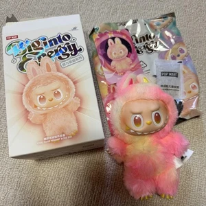 Labubu Loyalty - Picture 1 of 5