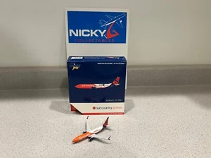 Gemini Jets 1:400 Sun Country Airlines Boeing 737-800 GJSCX1960 N842SY - Picture 1 of 1