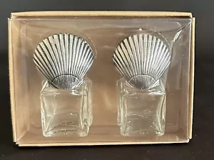 Mudpie Fan Shell Mini Salt And Pepper Shakers 2018 - Picture 1 of 10