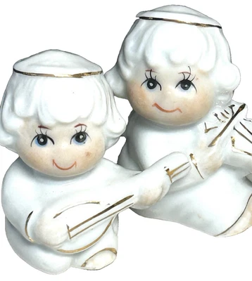 2 VINTAGE CHRISTMAS ANGELS WHITE CERAMIC & GOLD TRIM PLAYING MUSIC FIGURES - Image 1 of 4