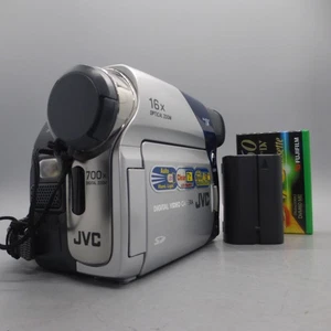 JVC GR-D73EK Handheld MiniDV Camcorder Silver Tested - Picture 1 of 10