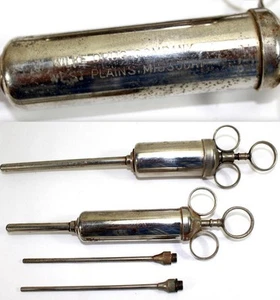 Vintage Wilke Drug Co. & 1 Unbranded 3 Ring Veterinary Syringe w/ 2 Tips - Picture 1 of 5