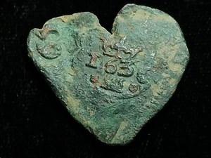 Interesting 17th Century (Heart Shaped) Spanish 4 Maravedis Hammered Copper Cob! - Picture 1 of 6