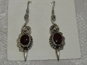 Set 11 neue Sterling Silber Ohrhänger für durchbohrte Ohren Kornel Steine - Bild 1 von 3