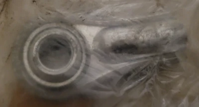 Minicargadora Mustang Mfg, Gehl 200-32329 extremo de varilla Foto 1 de 2