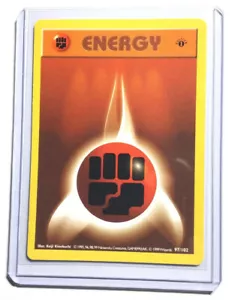 NM 1ª Edición SHADOWLESS Pokemon ENERGÍA DE LUCHA Juego Base de Cartas 97/102 Primera Edición. - Imagen 1 de 1