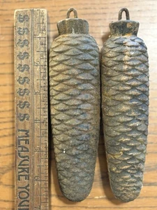 NICE PAIR OF 6 INCH VTG GRANDFATHER CLOCK ACORN WEIGHTS CAST IRON USA PRIMITIVE - Picture 1 of 3