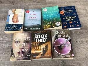 Jody Picout Book Lot Mary Kubica Book Thief Kristin Hannah Lot Of 7 - Picture 1 of 6