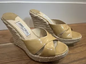 Jimmy Choo Lackleder Espadrilles / Keilabsatz - Damengröße: 8 (38,5) - Bild 1 von 8