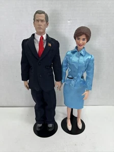 President George W. Bush & First Lady Laura Bush Presidential Action Figures - Picture 1 of 5