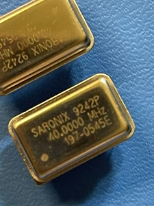 197-0545E-40.0000M CRYSTAL 197-0545E SARONIX (2 PER LOTTO) - Foto 1 di 5