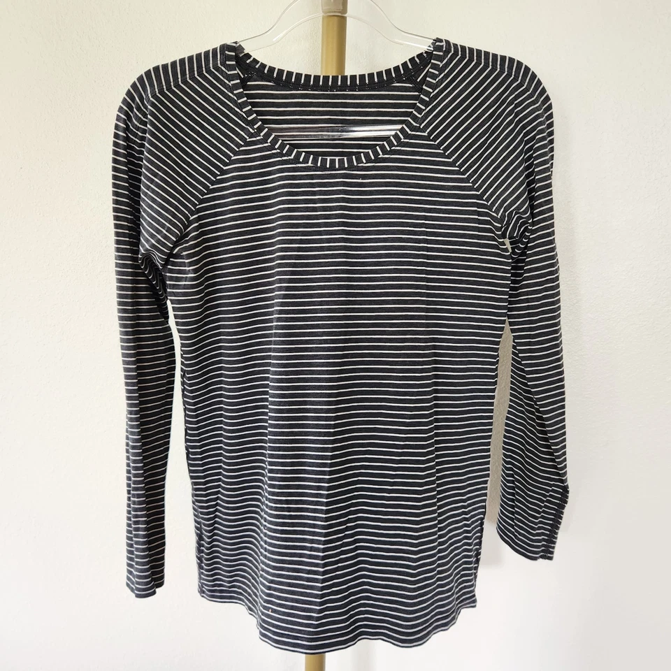 Camiseta Lululemon Esmeralda Manga Larga Rayas Mujer Talla 12 Jaspeada Negra Blanca Foto 1 de 4