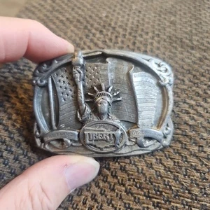 Statue Of Liberty "The Flame Of Freedom" 1985 Bergamot Belt Buckle K42~ 1 1 7/8" - Picture 1 of 13