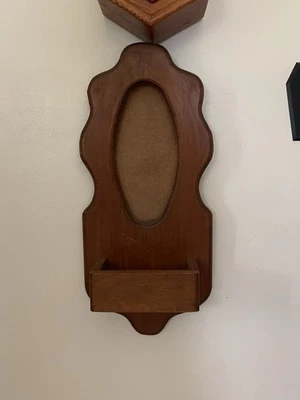 Vintage Wood MCM Oval Scalloped Mirror Wall Shelf, 11x23”, Missing Glass - Image 1 of 4