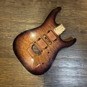 Cuerpo de guitarra eléctrica Grover Jackson estilo Stratocaster pieza de repuesto usado - Imagen 1 de 7