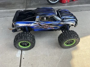 Traxxas X-Maxx Ultimate - Picture 1 of 10