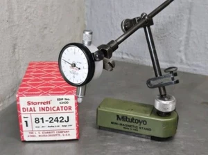Starrett No. 81-242J dial indicator with a Mitutoyo No. 7025 mini magnetic base - Picture 1 of 22