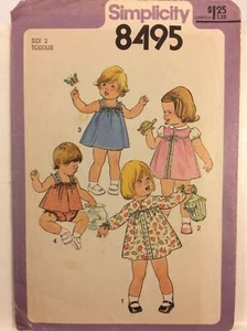 1977 Simplicity 8495 Vintage Patrón de Costura Niño Vestido Jersey Top Pantalón Talla 2 - Imagen 1 de 8