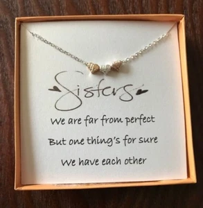 Pequeño Collar Colgante Corazón de Amor con Poema Inspirador para Hermana - Imagen 1 de 6