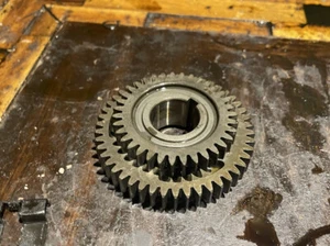 YAMAHA Virago 750 OEM PRIMARY DRIVE GEAR 4X7-16111-00-00 - Foto 1 di 3